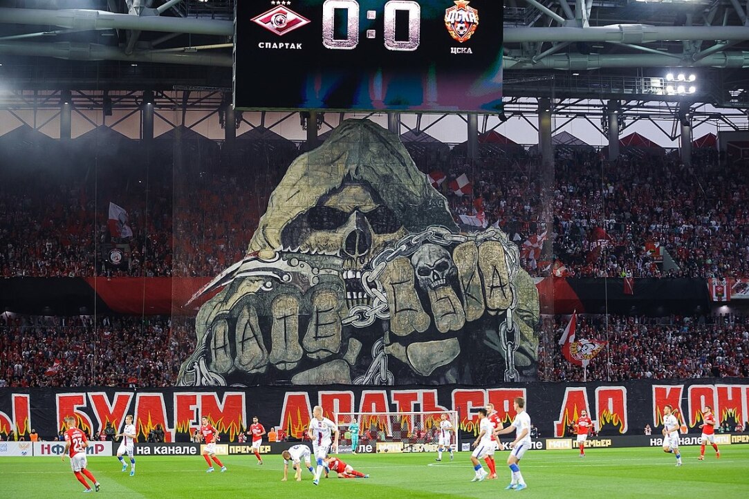 Football Players Cover Greater Distances During Critical Derby Matches at Home Arena